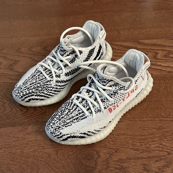 adidas Yeezy 350 Boost Zebra main image 12